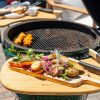 Kerámia faszéngrill oldalpolcokkal, 46 cm ráccsal