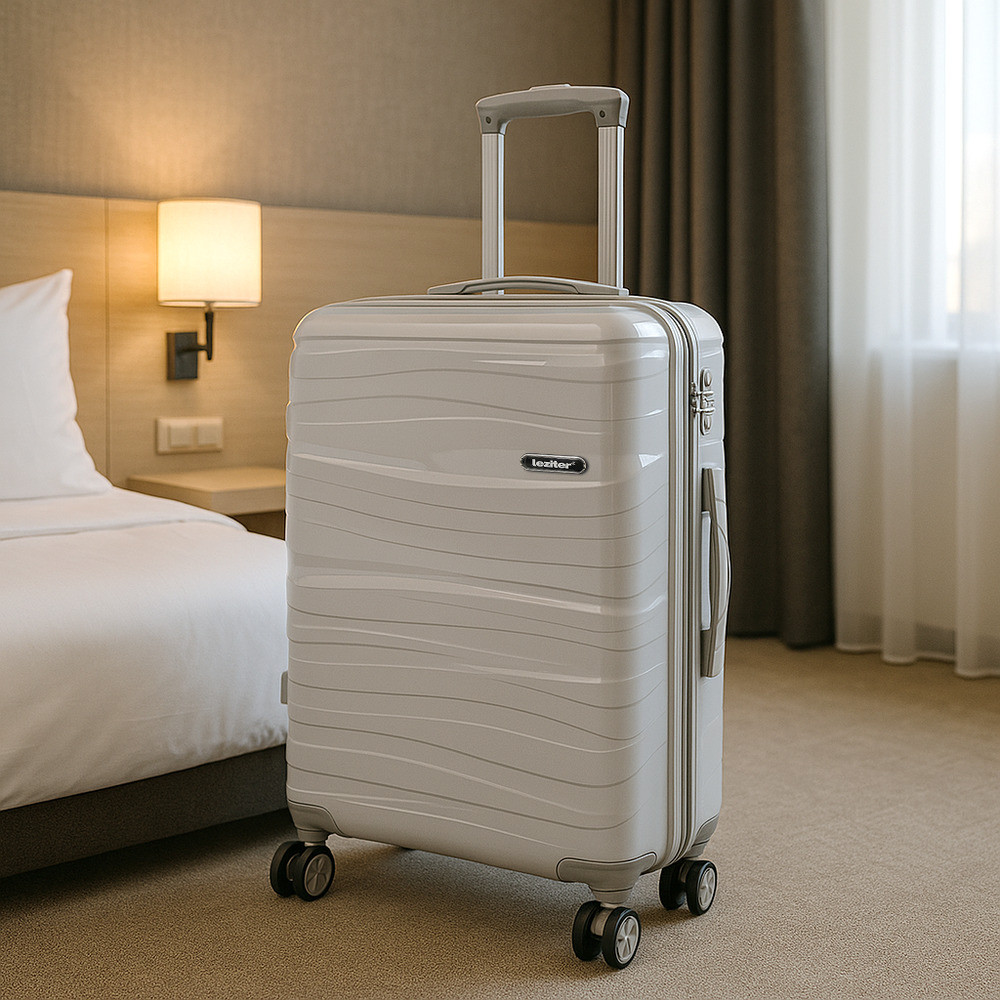 TraveLux Voyager X gurulós bőrönd szett TraveLux Voyager X gurulós bőrönd szett